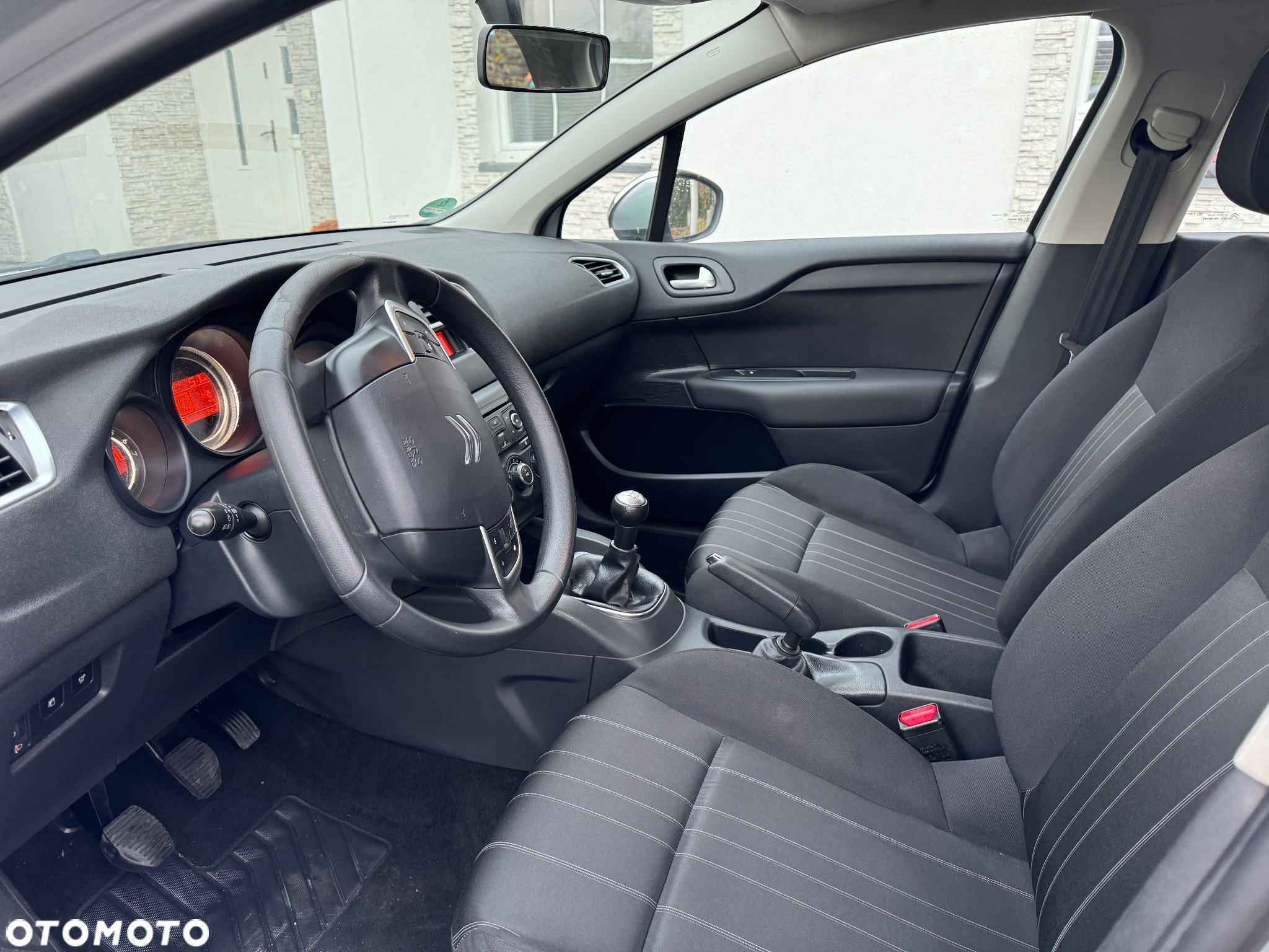 Citroën C4 1.6 VTi Impress - 8