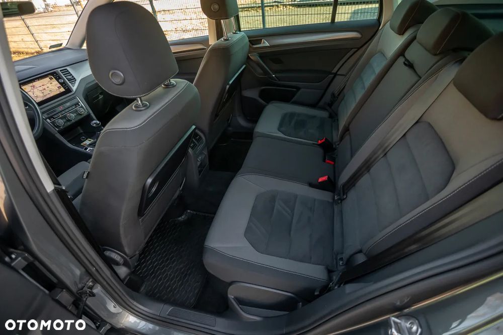 Volkswagen Golf Sportsvan 1.5 TSI ACT OPF Comfortline - 19