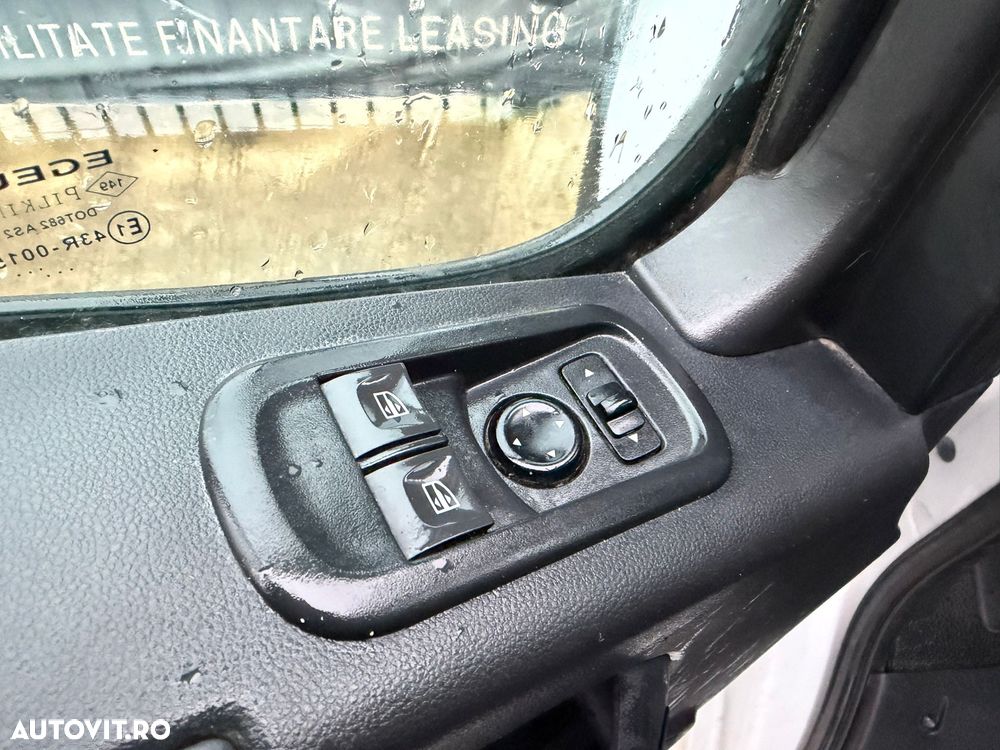 Renault Master DOKA 7 LOCURI - 21