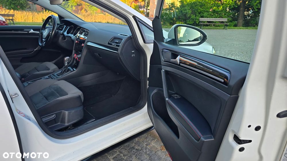 Volkswagen Golf 1.4 TSI BMT ACT Highline DSG - 9