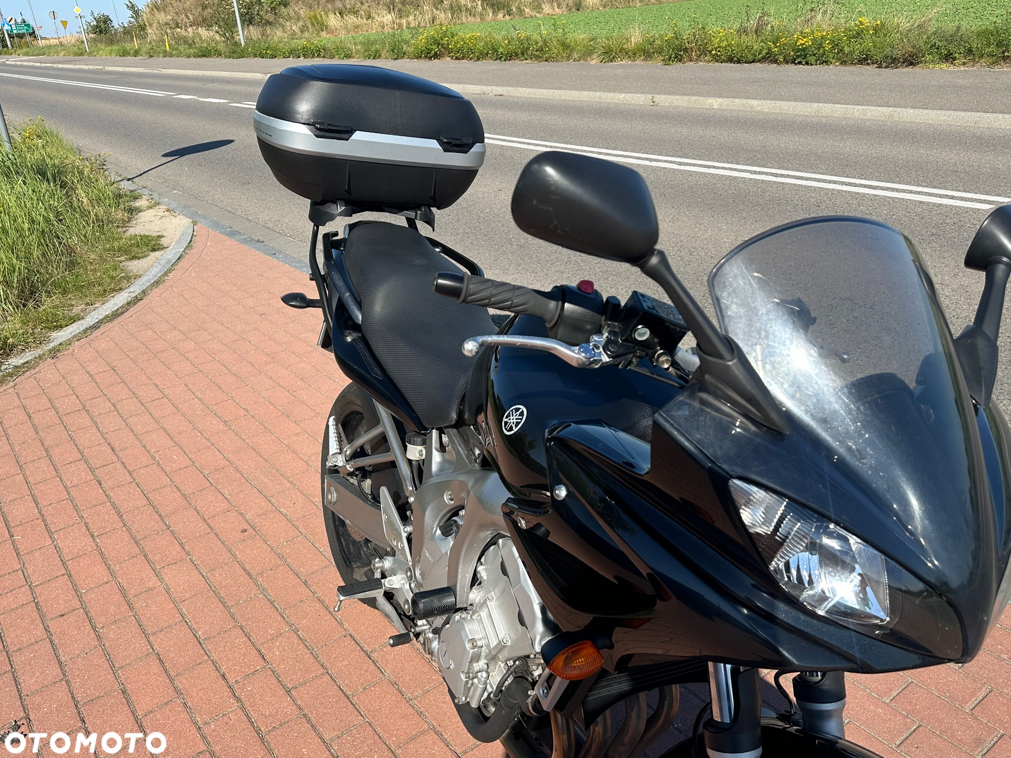 Yamaha FZ6 - 14