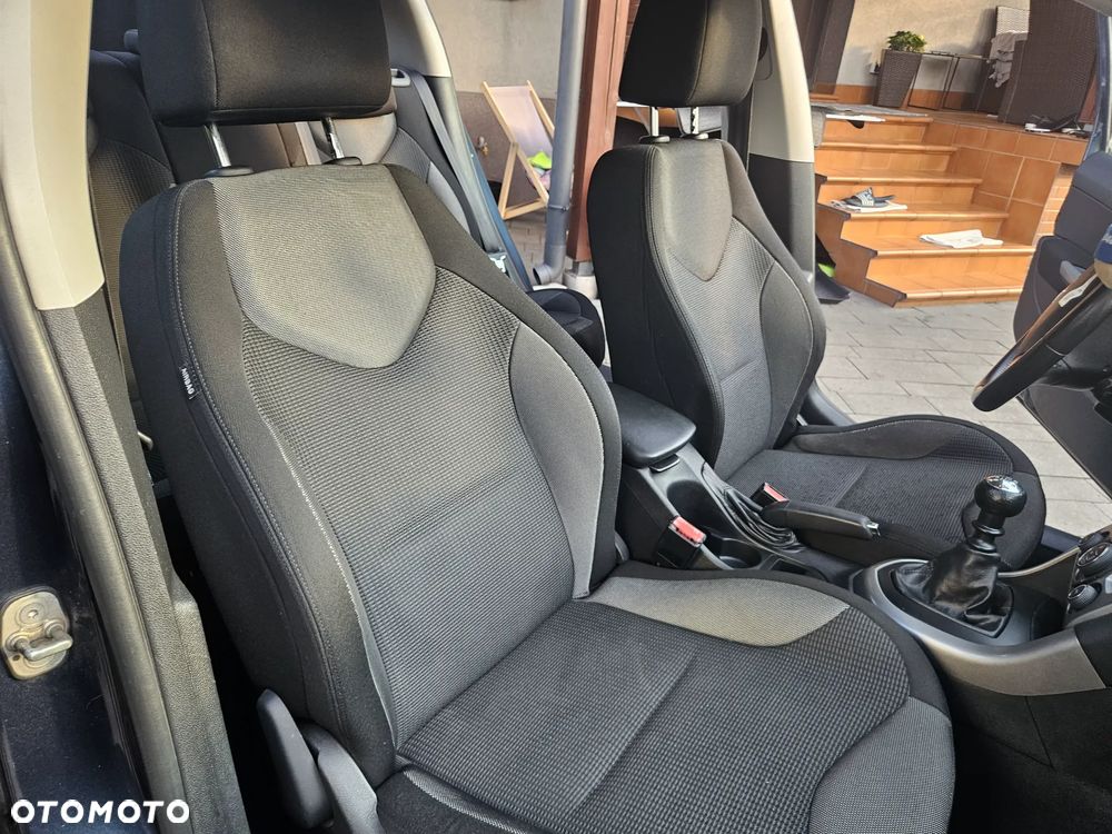 Peugeot 308 1.6 HDi Premium - 11