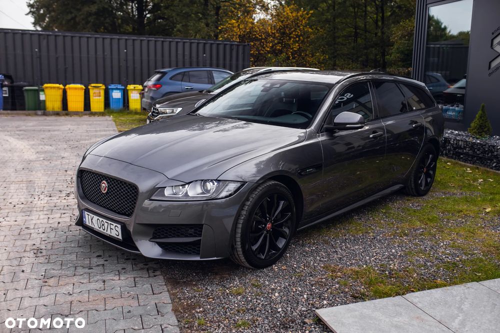 Jaguar XF 2.0 i4D R-Sport - 3