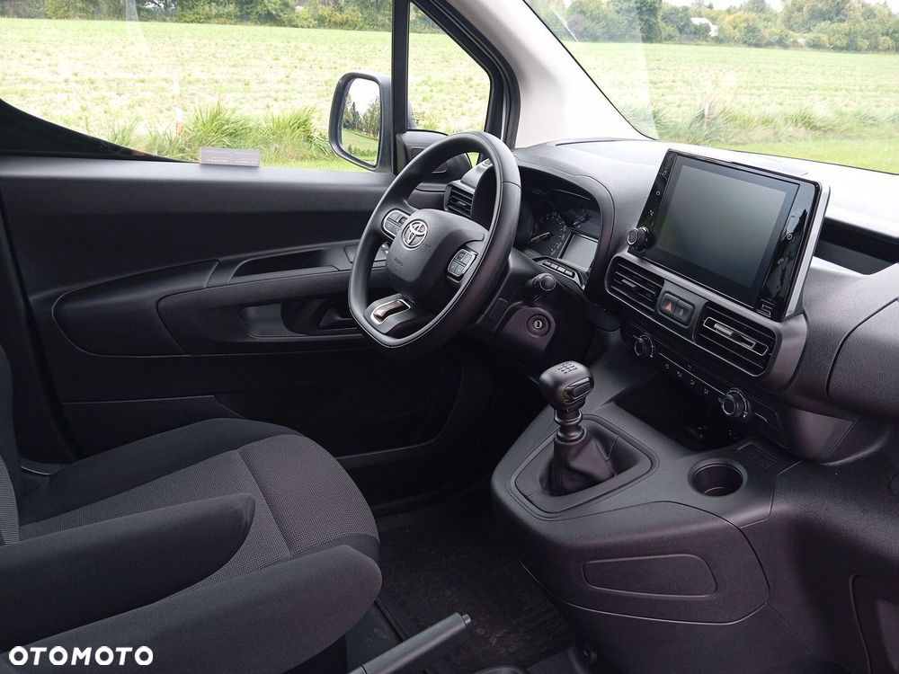 Toyota PROACE CITY - 11