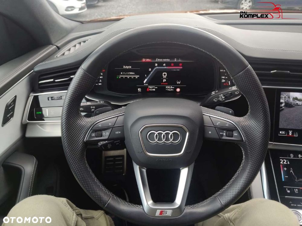 Audi Q8 - 16