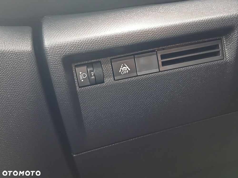 Citroën C4 BlueHDi 130 Stop&Start EAT8 FEEL PACK - 7
