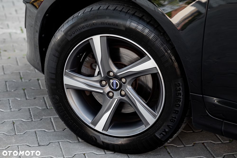 Volvo XC 60 D4 AWD Geartronic Summum - 11