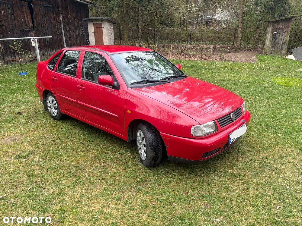 Volkswagen Polo - 5