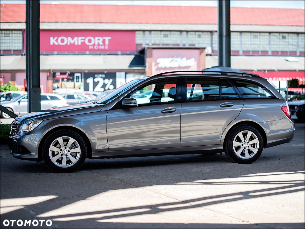 Mercedes-Benz Klasa C 180 (BlueEFFICIENCY) Elegance - 5
