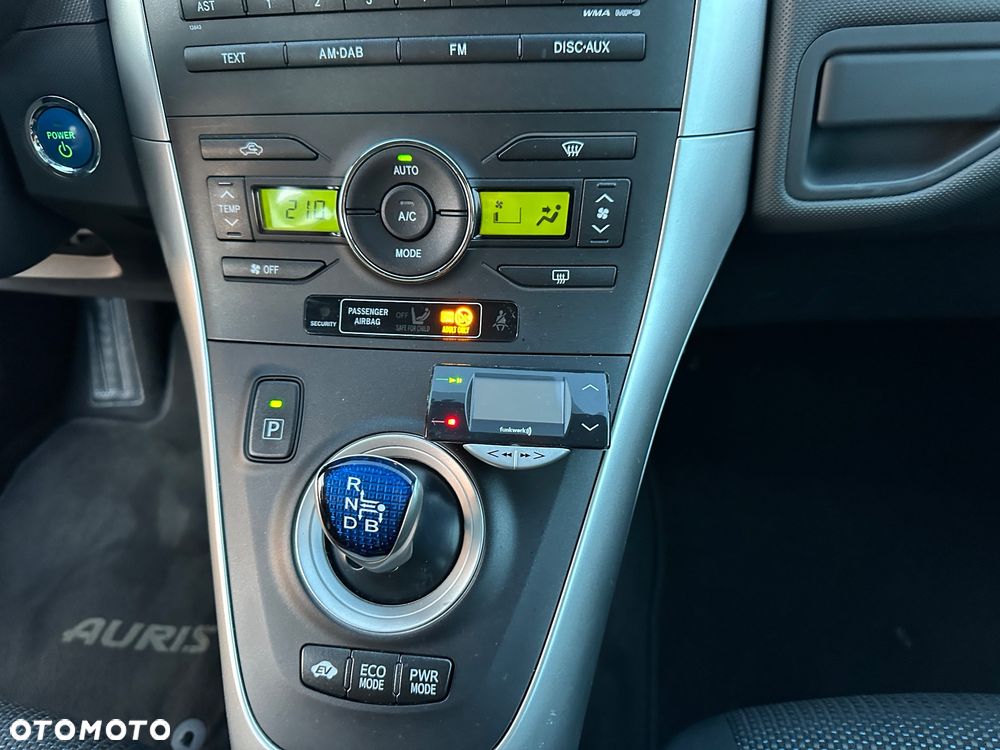 Toyota Auris Hybrid 135 Prestige - 30