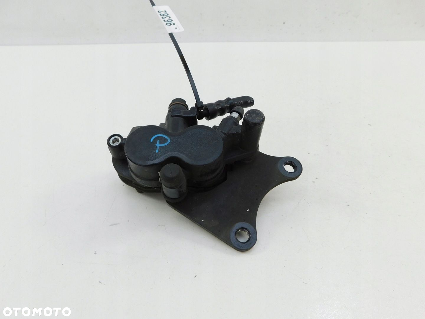 SKUTER ELEKTRYCZNY NIU ZACISK HAMULCA PRZÓD - 2