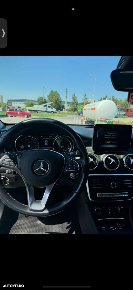 Mercedes-Benz GLA 220 d Aut. - 3