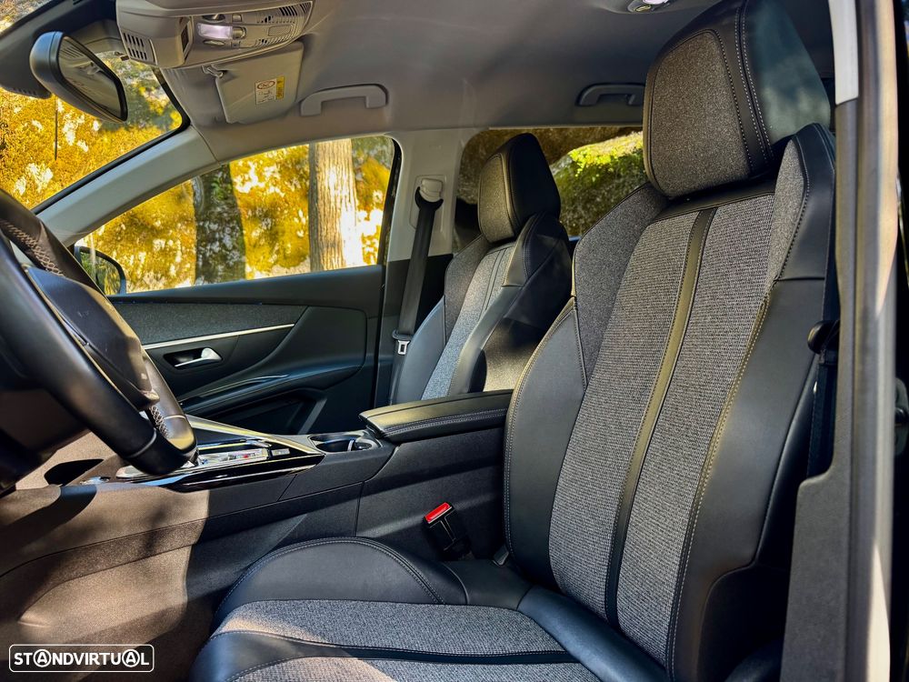 Peugeot 5008 1.2 PureTech Allure EAT8 - 9