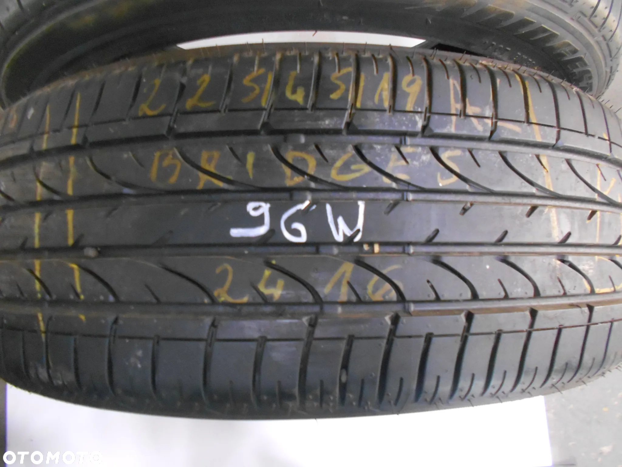 OPONY 225/45R19 BRIDGESTONE DUELER H/P DOT 2416 / 3815   7.5MM - 3