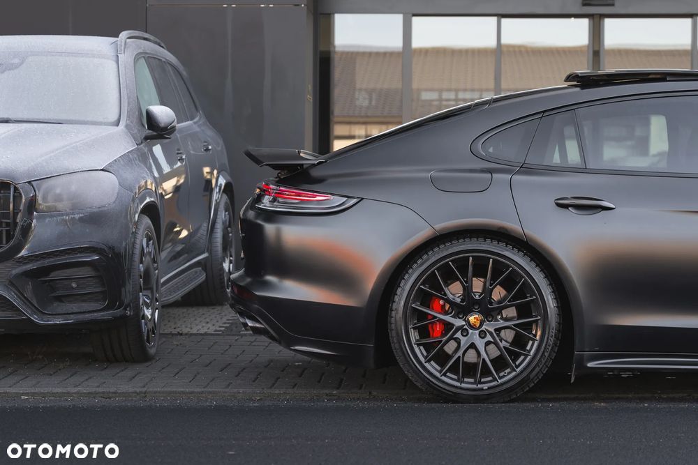 Porsche Panamera - 15