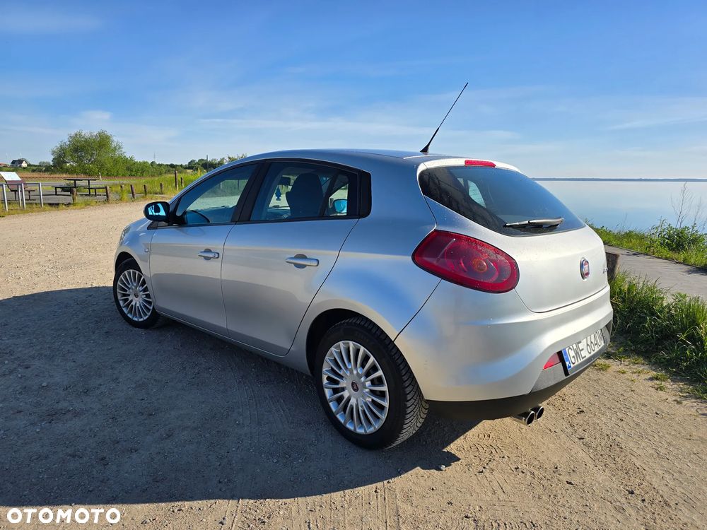Fiat Bravo 1.4 T-JET 16V Dynamic - 10