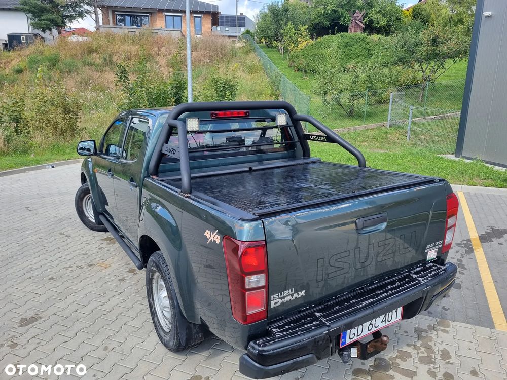 Isuzu D-Max 2.5 DC LS - 10