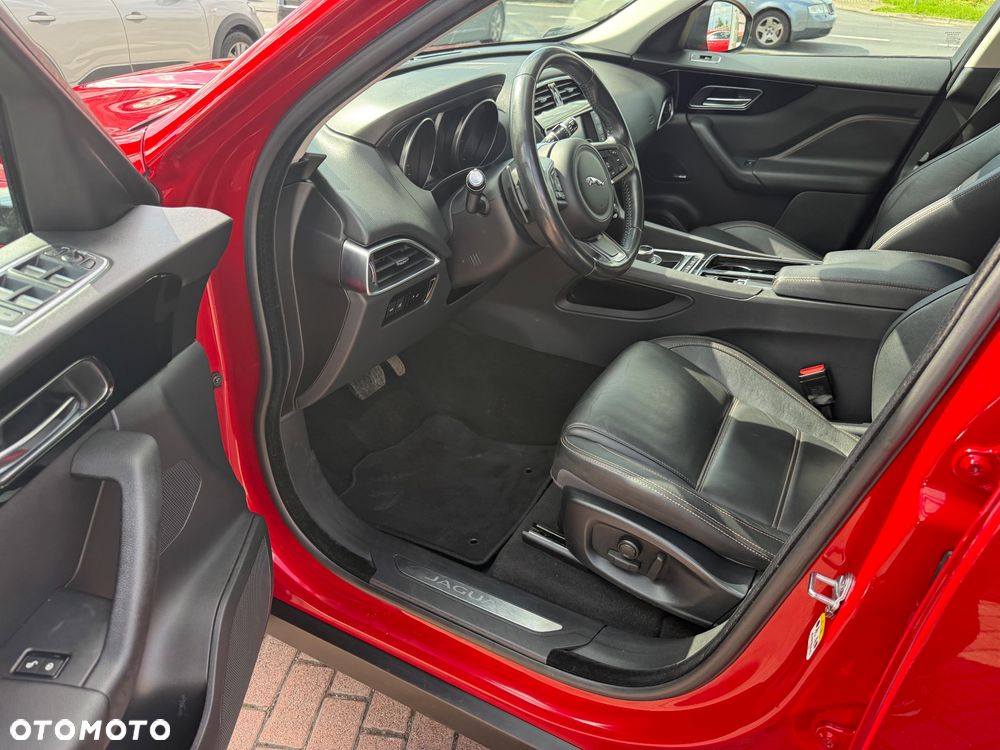 Jaguar F-Pace 2.0 i4D AWD Prestige - 16