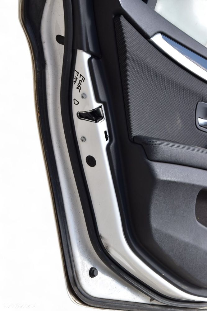 Drzwi Lewy Tył BMW 5 F11 KOMBI Lift 2012-2017 Kolor: 300 Alpinweiss - 12