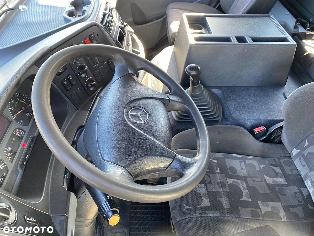 Mercedes-Benz AXOR 1833 - 11