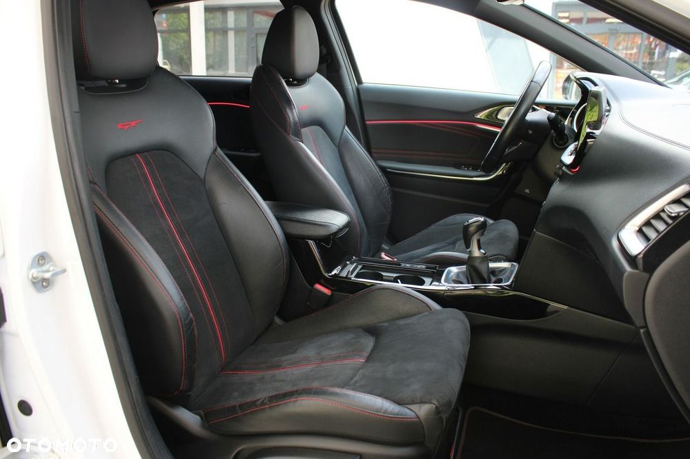 Kia Ceed 1.6 T-GDI GT - 9