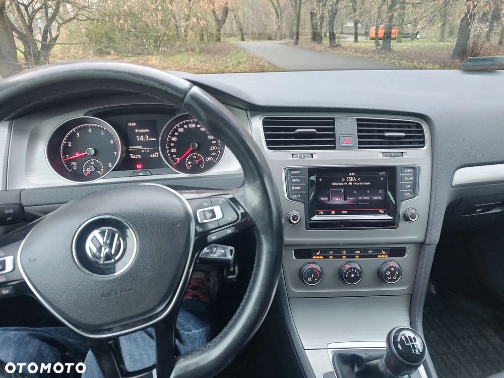 Volkswagen Golf 1.4 TSI BMT Comfortline - 12