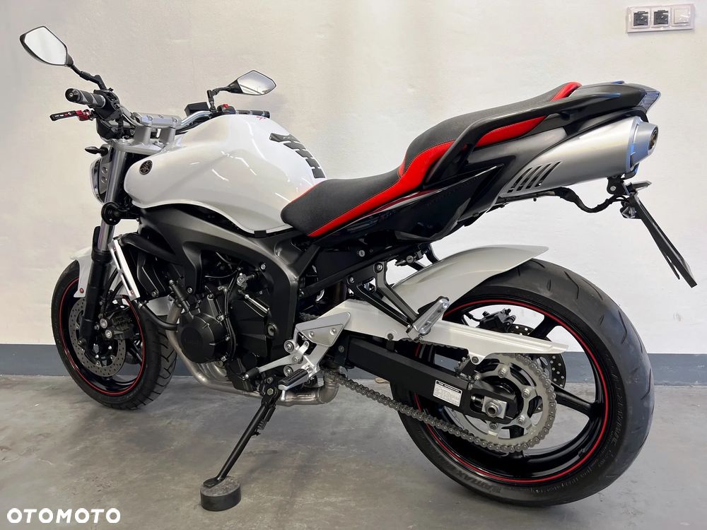 Yamaha FZ6 - 4