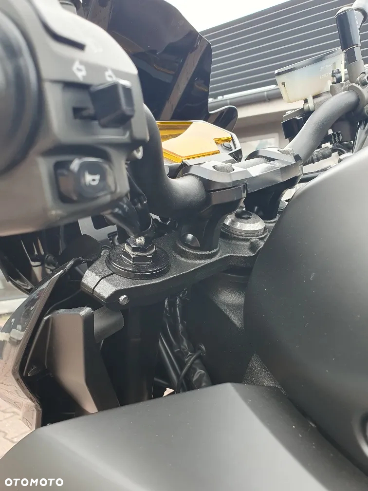 Kawasaki Z - 19