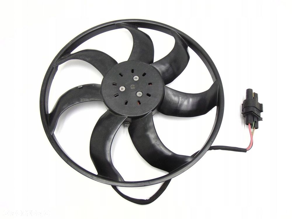 WENTYLATOR CHŁODNICY 5Q0121203CP GOLF VII A3 8V