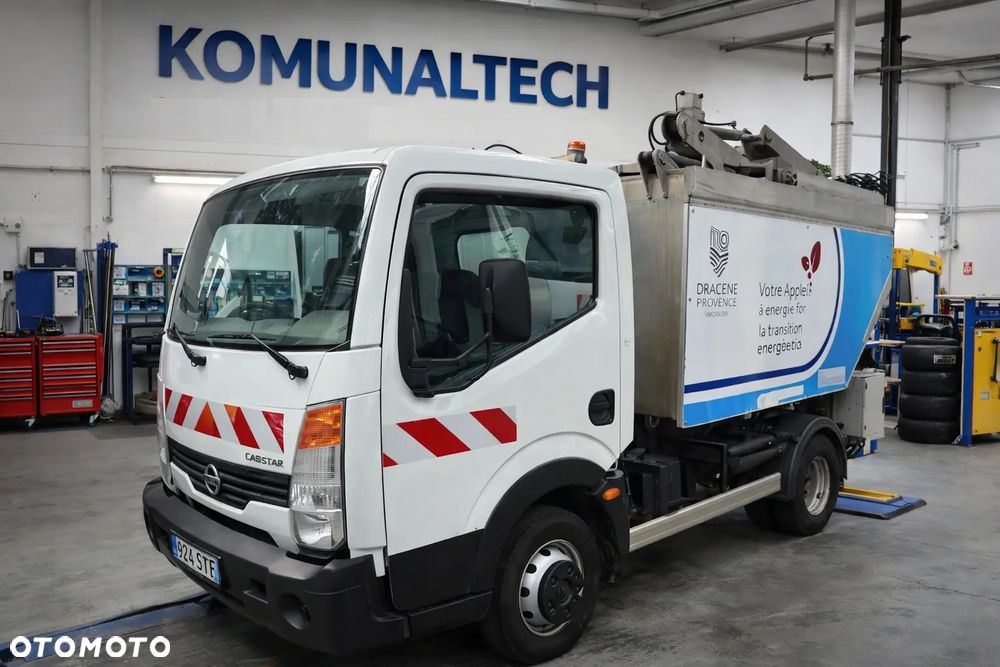 Renault Maxity - 10