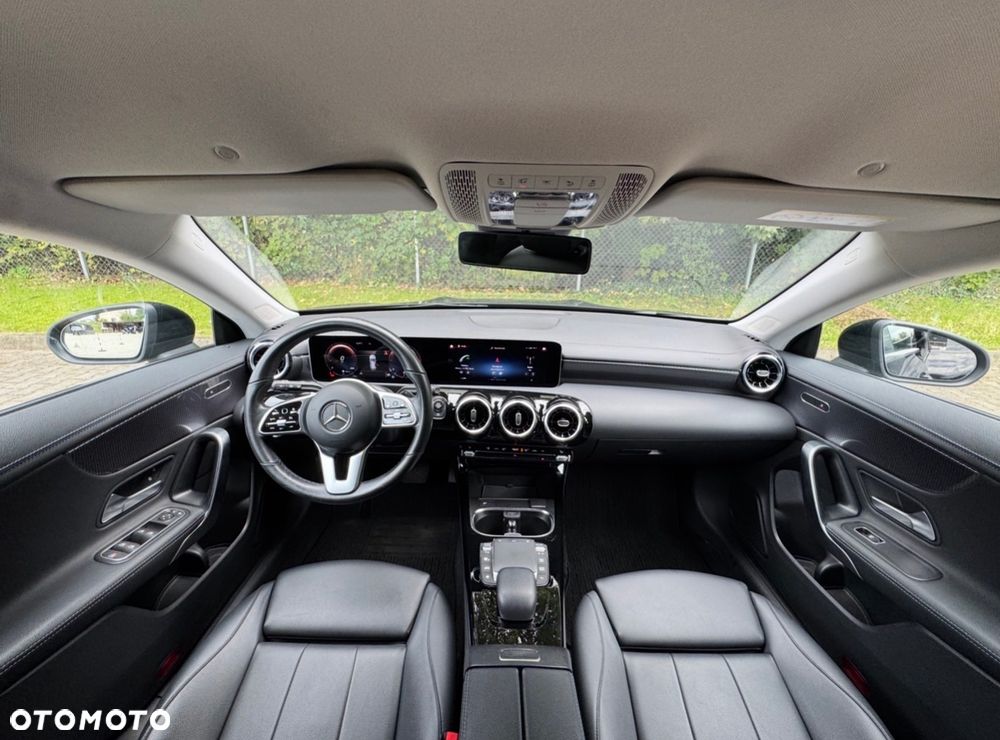 Mercedes-Benz CLA 200 d Shooting Brake 8G-DCT Progressive Line Advanced - 29