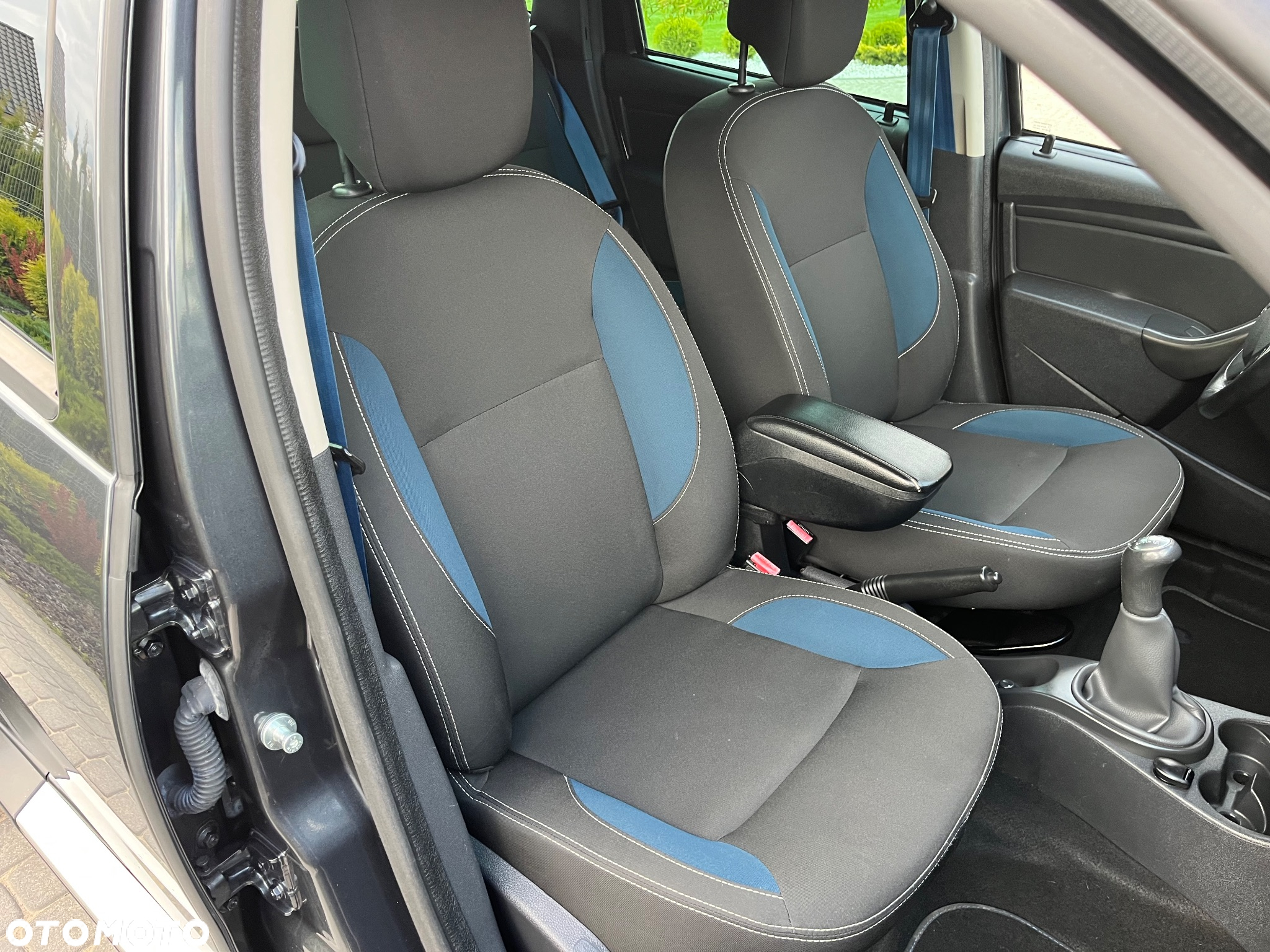 Dacia Duster 1.6 SCe Comfort - 11