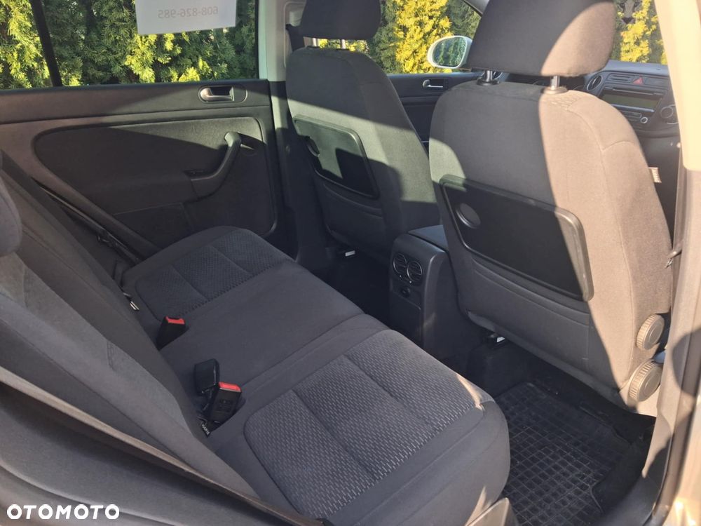 Volkswagen Golf Plus 1.6 TDI Comfortline - 9