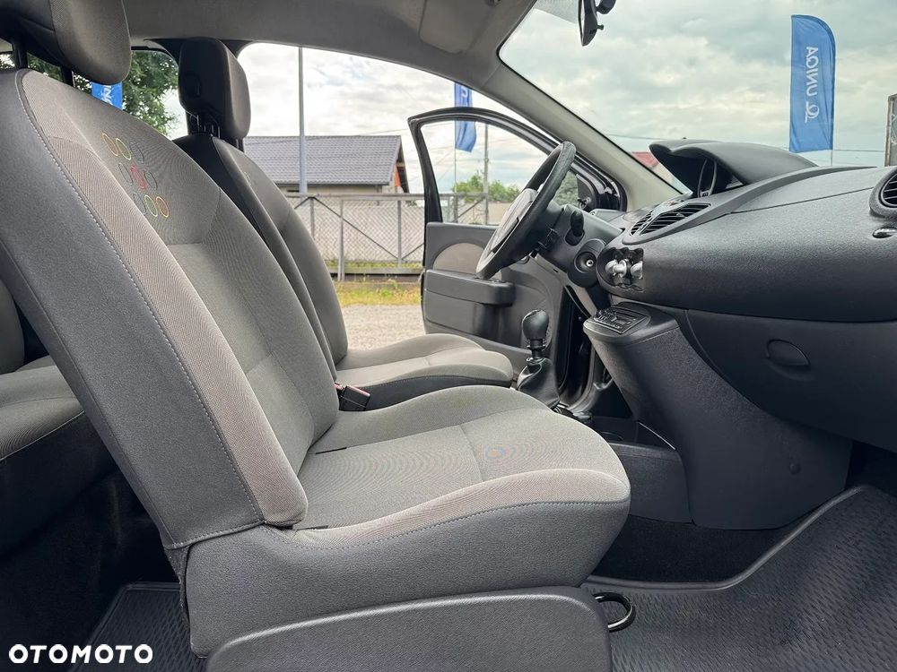 Renault Twingo - 24