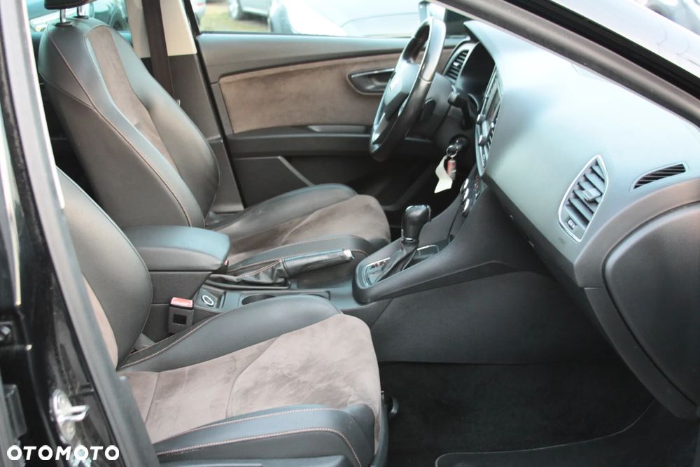 Seat Leon Sportstourer 2.0 TDI Start&Stop 4Drive DSG X-Perience - 17