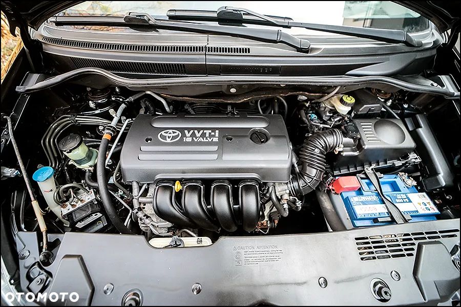 Toyota Corolla Verso - 40