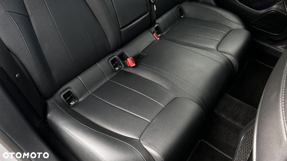 Mercedes-Benz CLA - 28