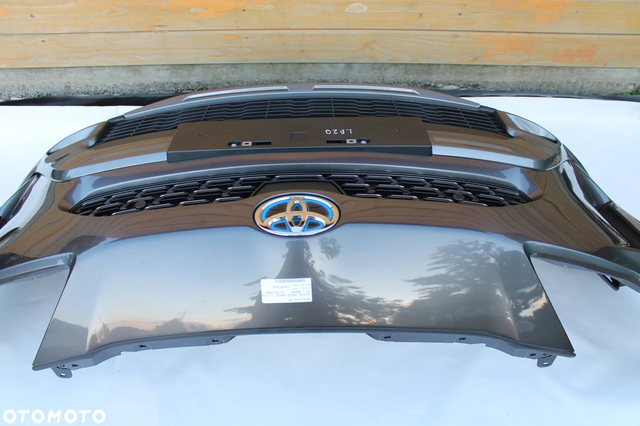 Toyota Yaris Cross zderzak przedni  kompletny 4x PDC Radar - 17