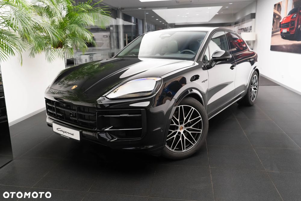 Porsche Cayenne E-Hybrid PHEV - 2