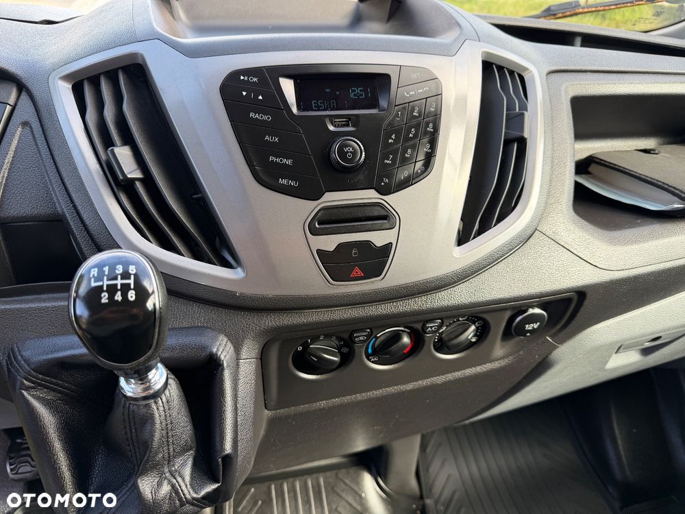 Ford TRANSIT - 13