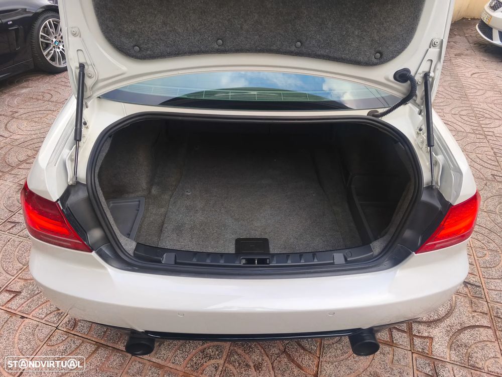 BMW 320 d xDrive Coupe Aut. M Sport Edition - 30