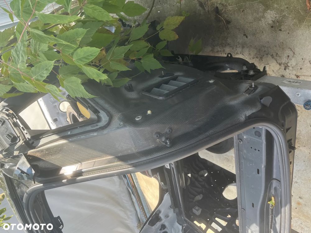 KAROSERIA DACH BUDA WANNA   BŁOTNIK PRAWY/LEWY  BMW I3 I01 - 2