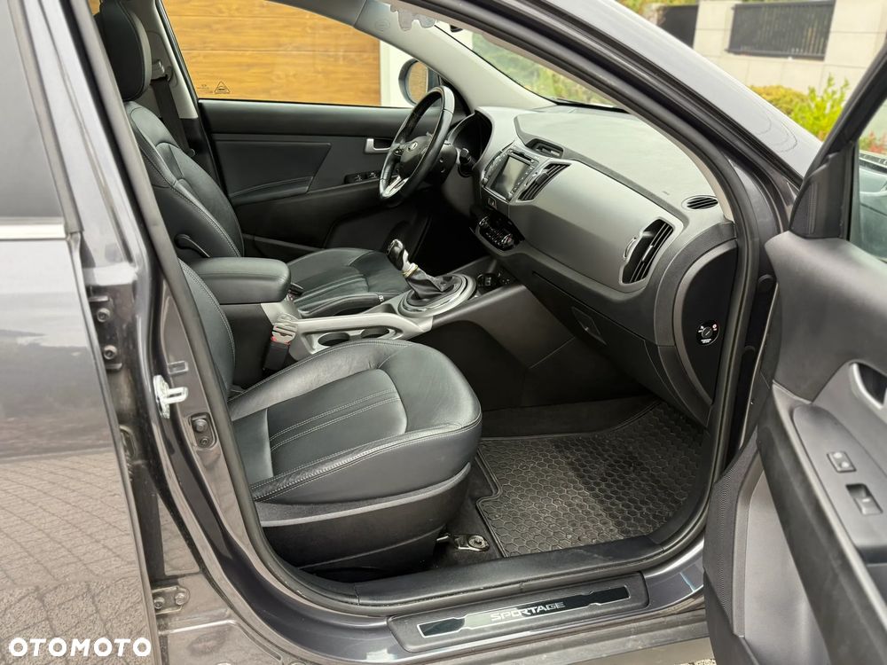 Kia Sportage 2.0 CRDI 184 4WD Spirit - 16