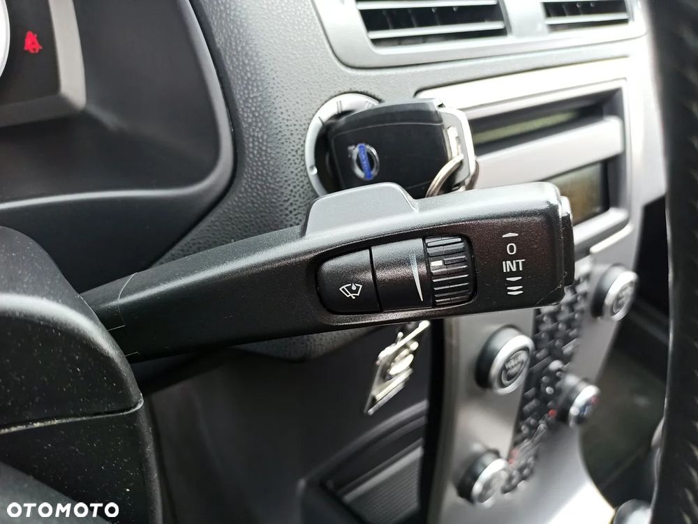 Volvo V50 D5 DPF Momentum - 33
