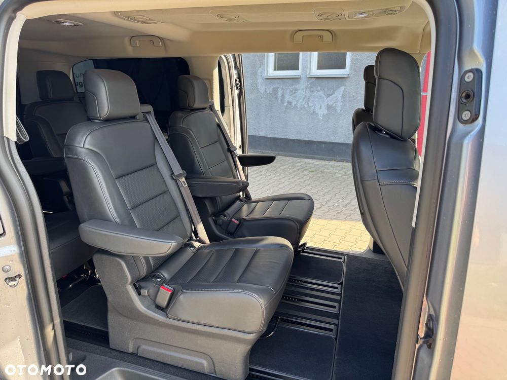 Toyota Proace Verso 2.0 D4-D Long VIP - 23
