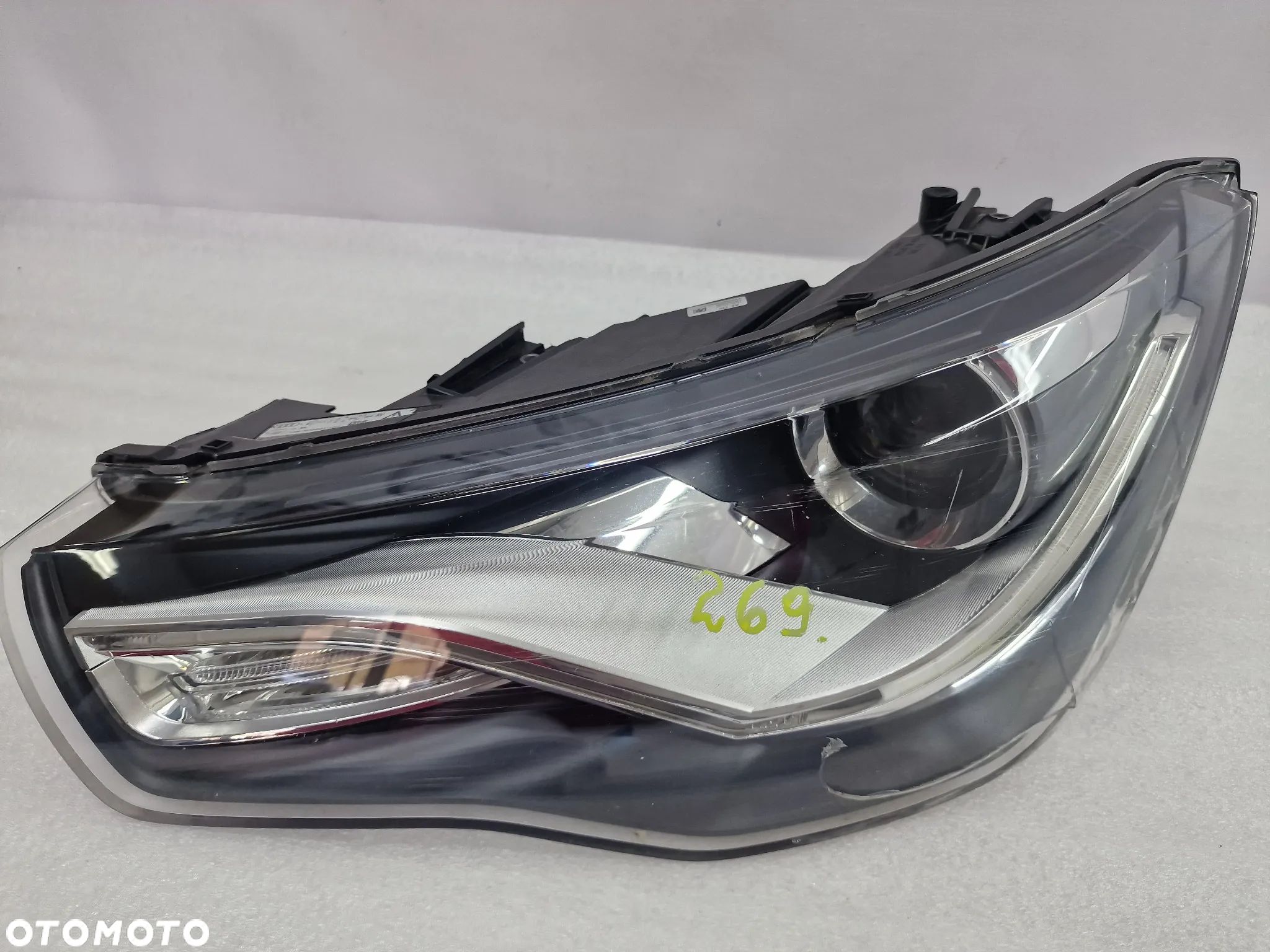 AUDI A1 8X0 10- LEWA LAMPA PRZEDNIA PRZÓD XENON , NR 8X0941005 , NR AUKCJI LA269 - 1