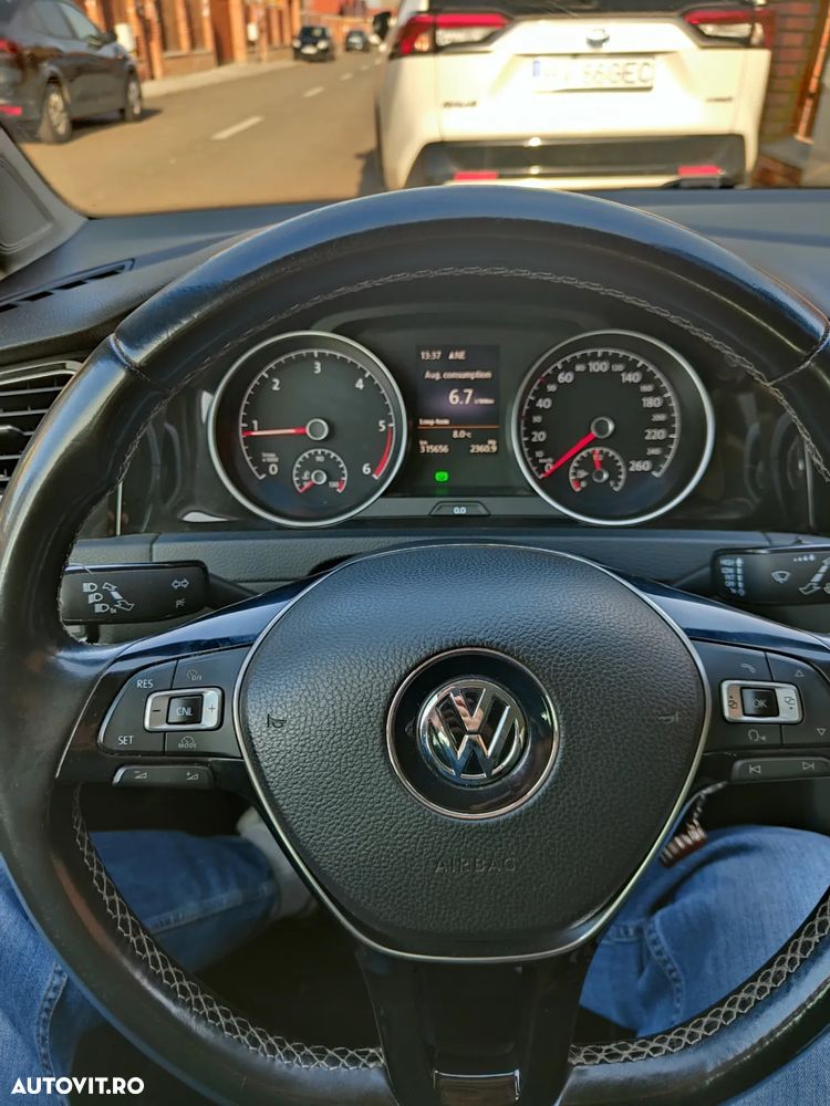 Volkswagen Golf 2.0 BlueTDI Cup - 10