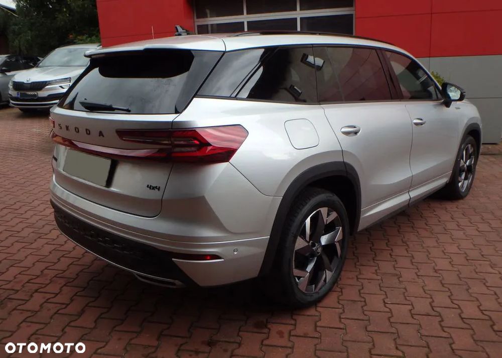 Skoda Kodiaq 2.0 TSI 4x4 Sportline DSG - 4