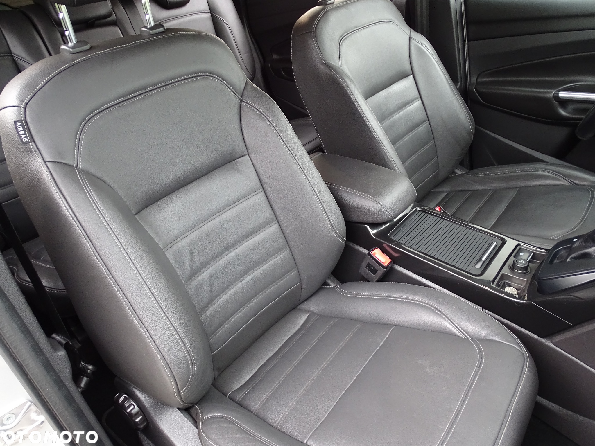 Ford Kuga 2.0 TDCi 4x4 Titanium - 21