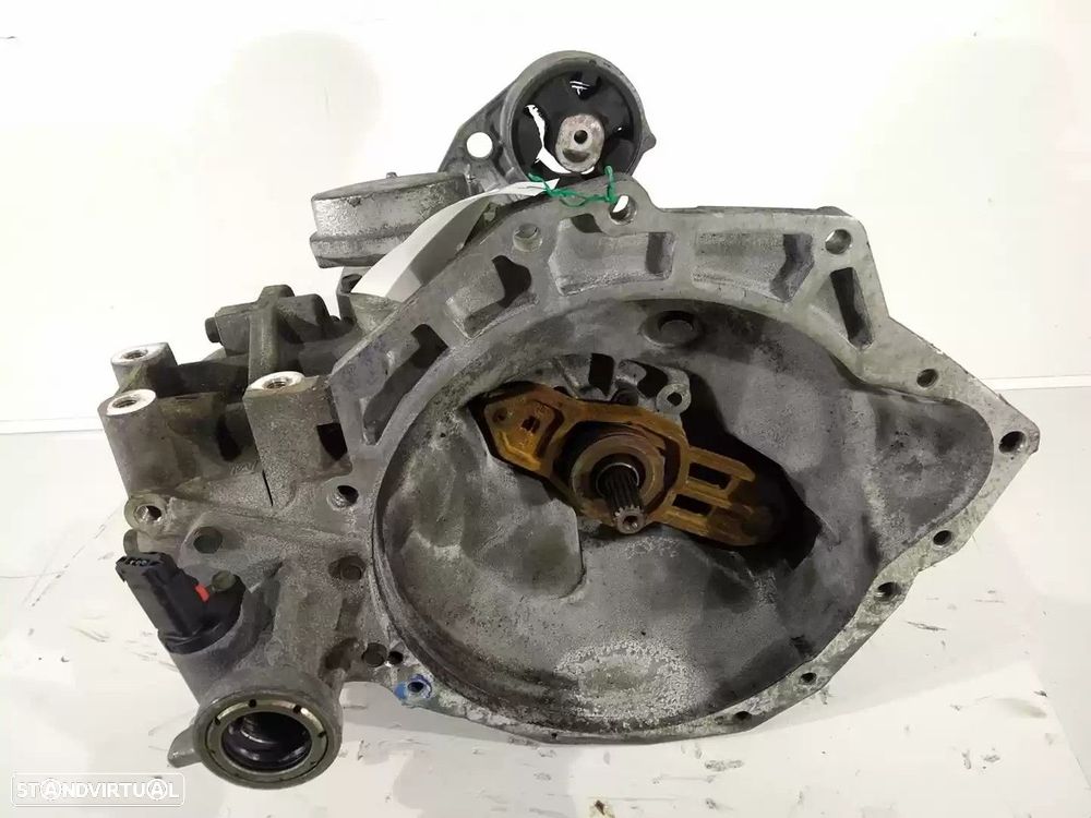 CAIXA VELOCIDADES CHRYSLER VOYAGER IV 2001 - 4